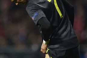 爱游戏娱乐平台 -荷甲赛程吃紧，里昂集结日战术微调，态度坚定，纪律约束更严格的简单介绍