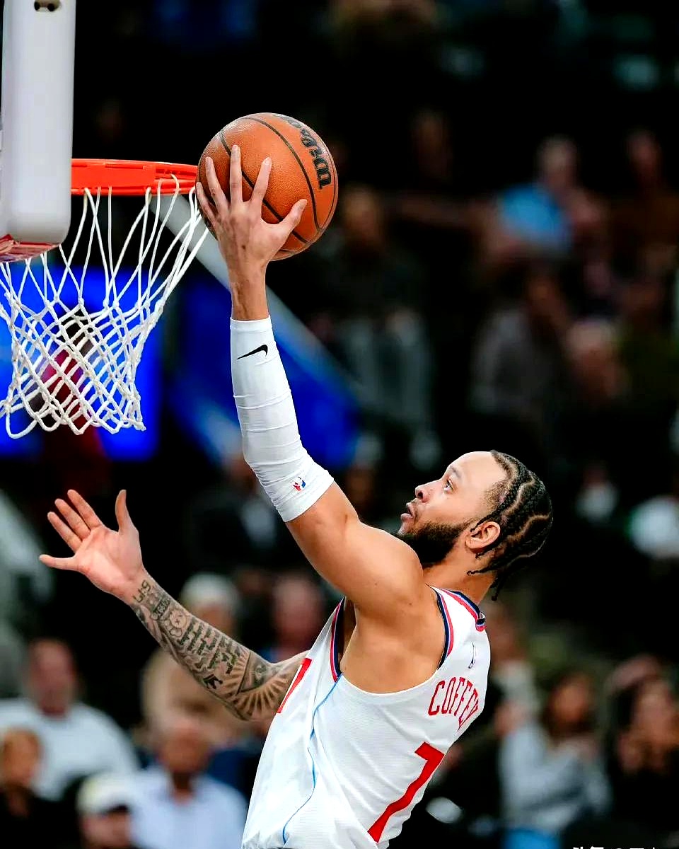 英超倒计时,洛杉矶快船关键时刻豪取连胜,细节引发关注,质疑声仍在,年轻球员得到机会(nba关键时刻) 英超倒计时,洛杉矶快船关键时刻豪取连胜,细节引发关注,质疑声仍在,年轻球员得到机会(nba关键时刻)