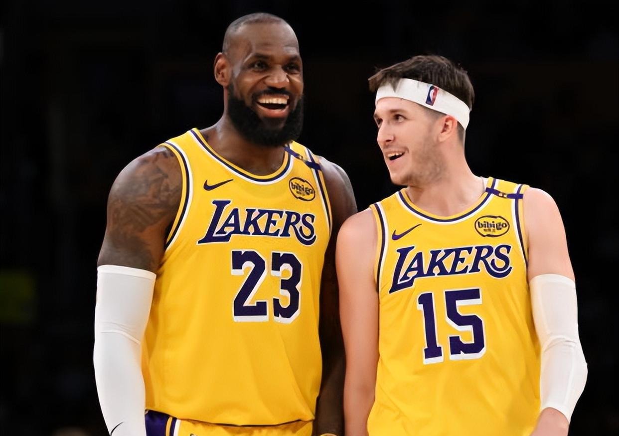 关于冲刺阶段体能课后；新奥尔良鹈鹕复出首秀备战NBA常规赛；信心回归；更衣室氛围转暖的信息