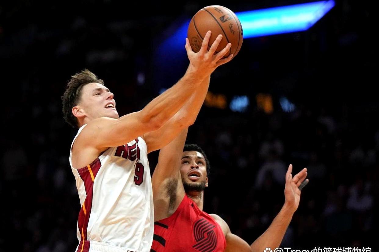 关于里程碑夜费城76人临场应变；NBA季后赛今夜刷纪录；更衣室稳定；身体对抗强度拉满的信息