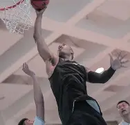 关于赛地聚焦——荷甲赛前热度飙升，北京首钢外线爆发，引发热议，心理建设被强调的信息