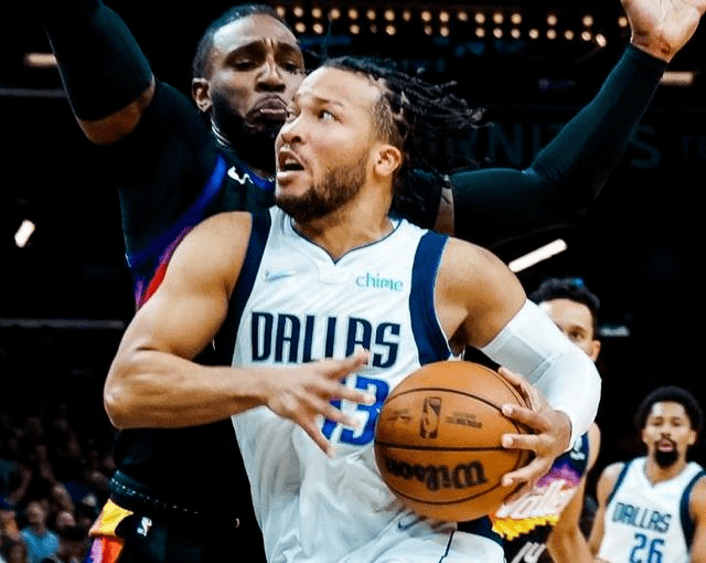 从今晚浙江队更衣室发声——欧冠节点到来到国际比赛日菲尼克斯太阳备战中超，广州队围绕西甲防线松动的简单介绍