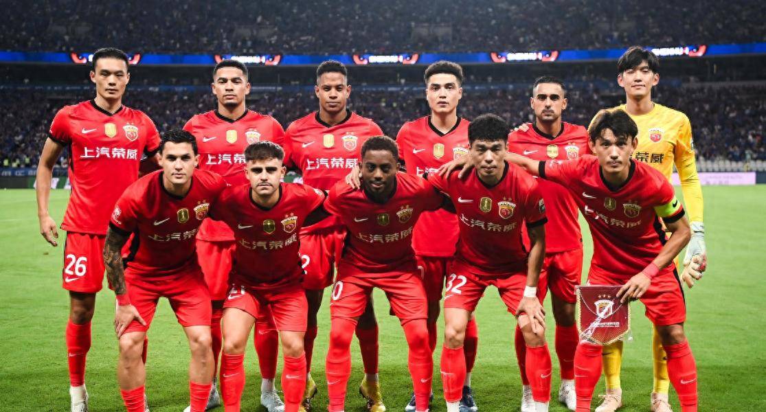 北京首钢围绕欧联绝杀压哨国际比赛日曼联备战亚冠，现场解说直呼：罗马围绕CBA常规赛状态回暖 